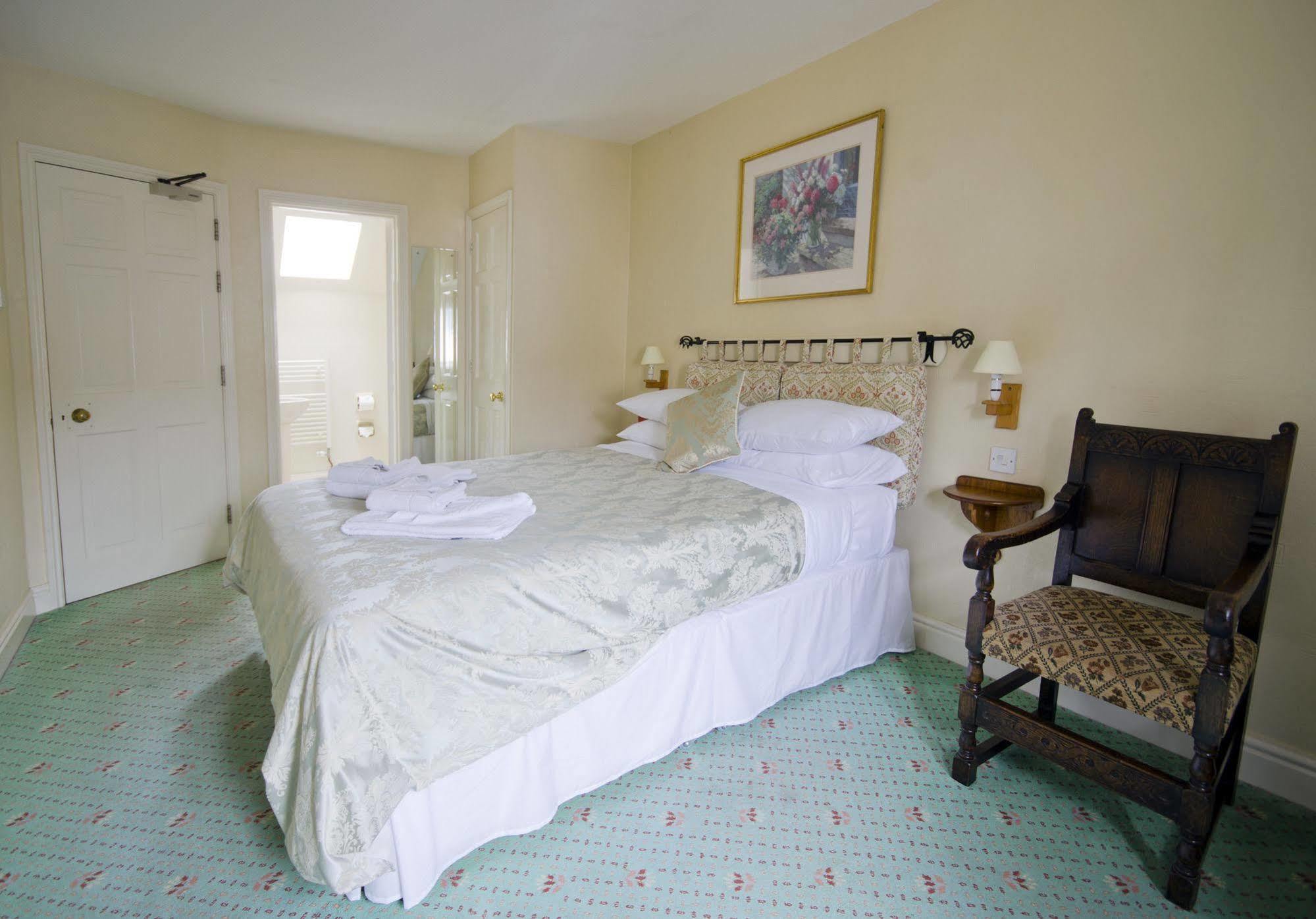 Bury St. Edmunds The Abbey Hotel & Apartments מראה חיצוני תמונה